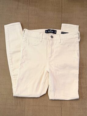 Hollister White Skinny Jeans